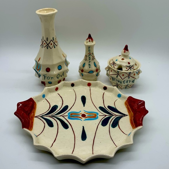 Condiment set with tray.  Ceramic.  Atlantic City Pennsylvania Dutch Shop. - Picture 1 of 7
